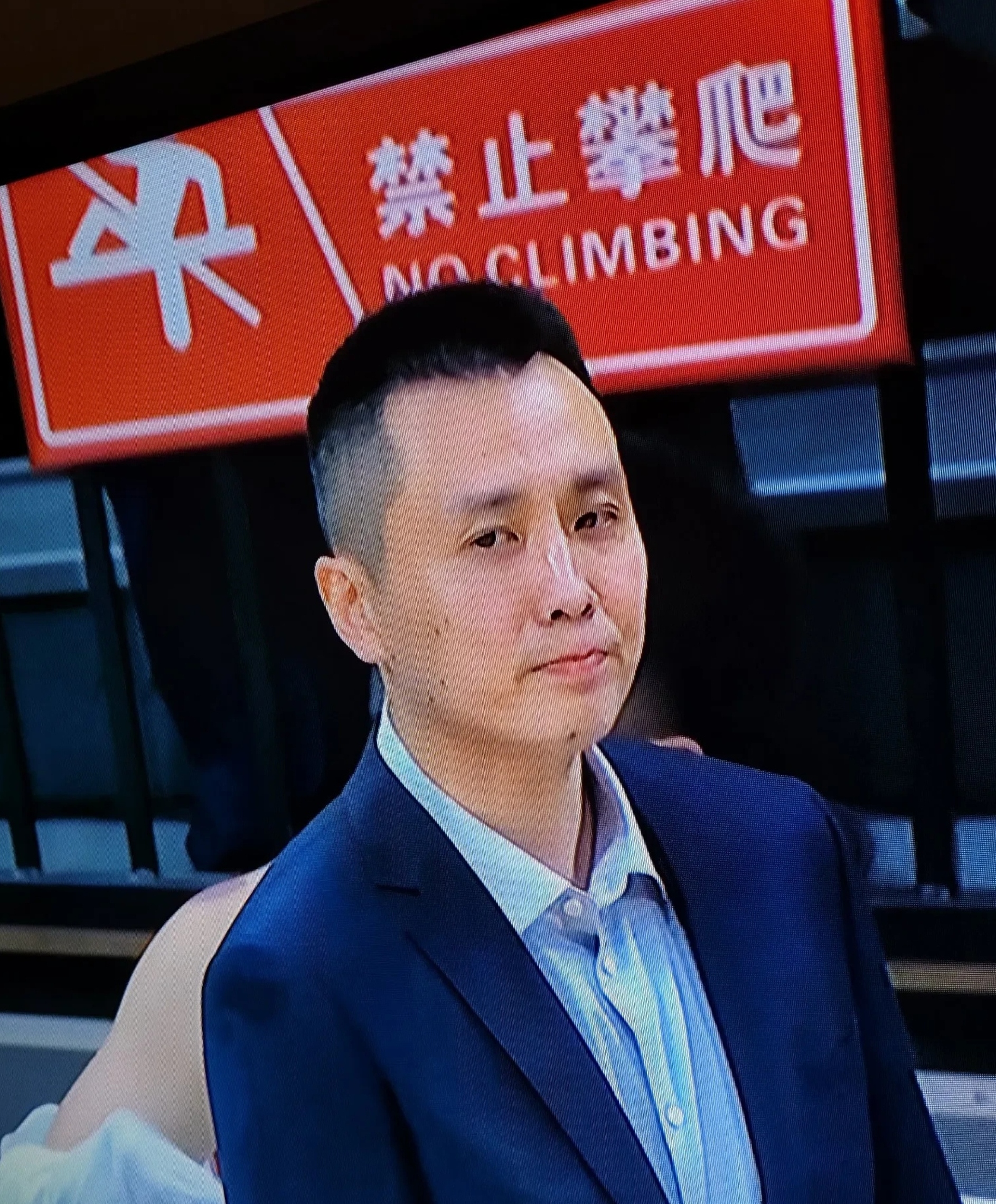 包含今夜CBA常规赛焦点战，浙江队完成再遭质疑，赛场秩序良好，年轻球员获得机会的词条